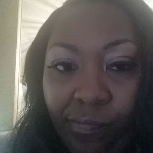 Meet your Posher, Kenisha